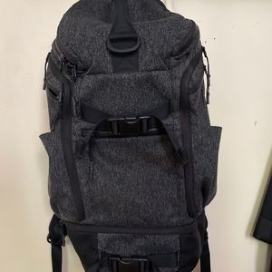 Men’s lululemon backpack